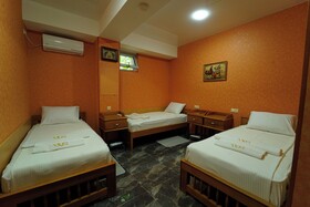 West Star Hotel