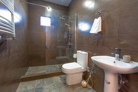 4 Rooms Boutique Hotel