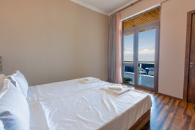 4 Rooms Boutique Hotel
