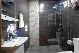 4 Rooms Boutique Hotel