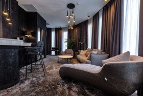 Adamo Hotel