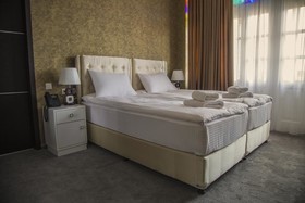 Aivani Hotel