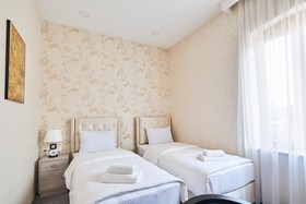 Aivani Hotel