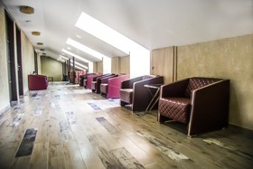 Aivani Hotel