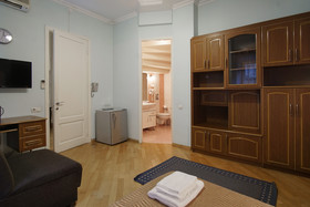 Arta Hotel