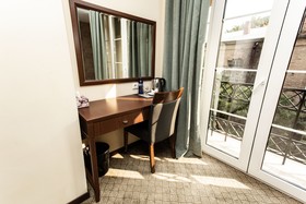 Opera Tbilisi Old Art Boutique Hotel