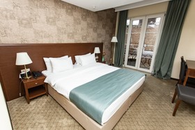 Opera Tbilisi Old Art Boutique Hotel