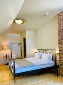 Artisan Boutique Hotel