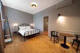 Artisan Boutique Hotel