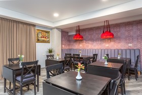 Brooch Hotel