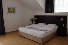 Chardonnay Boutique Hotel