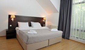 Chardonnay Boutique Hotel