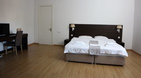 Chardonnay Boutique Hotel
