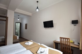 Day Room Art Hotel