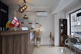 Day Room Art Hotel