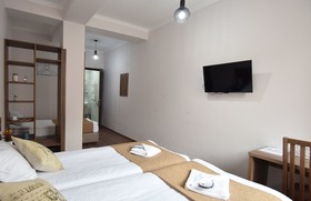 Day Room Art Hotel