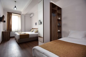 Day Room Art Hotel
