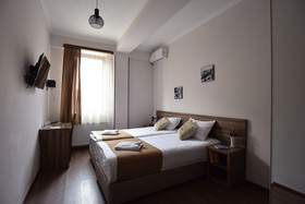 Day Room Art Hotel