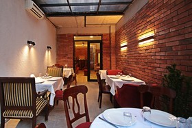 Elea Old Tbilisi Hotel