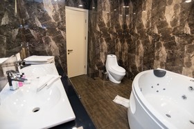 Gallery Art Hotel