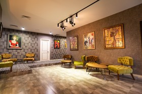 Gallery Art Hotel