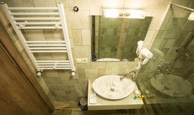Link Hotel