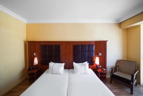 Fortune Palace Hotel