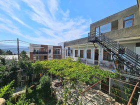 Grayhouse Elia Apartment