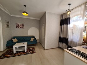 Grayhouse Elia Apartment