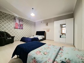 Grayhouse Elia Apartment