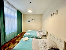Grayhouse Elia Apartment