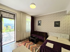 Grayhouse Elia Apartment