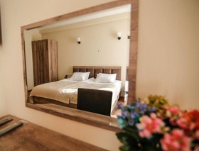 Hills Hotel