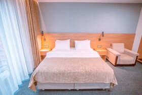Hotel Banovani