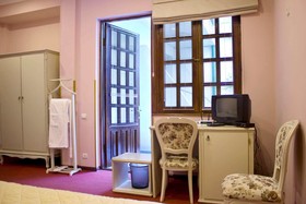 Hotel Demi