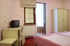 Hotel Demi