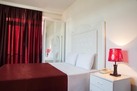 Hotel Grand Palace