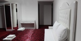 Hotel Grand Palace