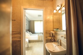 Hotel Kenari
