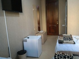 7 Star Hotel