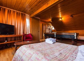 Hotel 38
