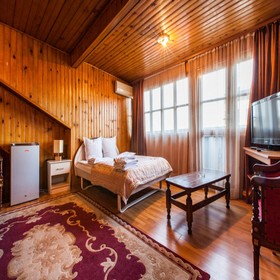 Hotel 38