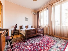 Hotel 38