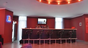 Hotel Shine Palace