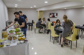 Hotel Voyager