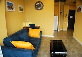 Hotel West