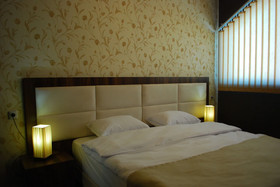 Hotel West