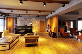 Jazz Hotel