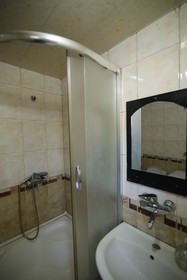 Leon Hostel