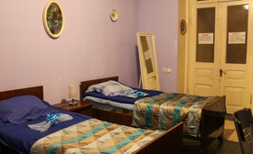 Leon Hostel